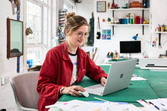 A short written description about the image. Good for accessibility, AL machine learning and search engine optimisation.